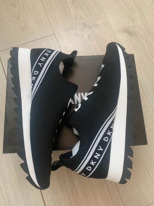 dkny abbi sneakers