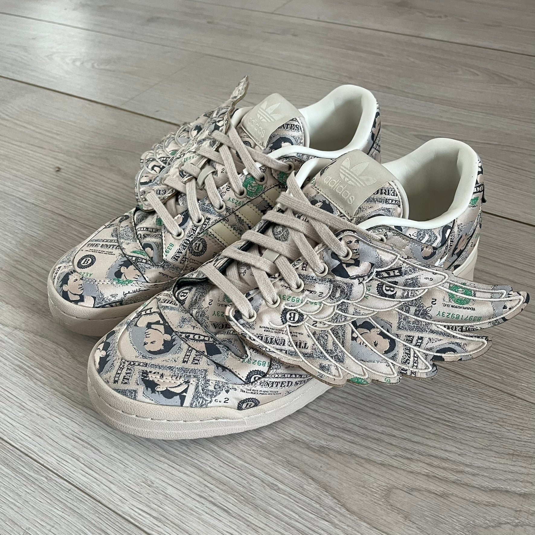 靴 JS FORUM WINGS 1.0 MONEY adidas Originalsから「JS FORUM WINGS 1.0 MONEY」が8月24日(火