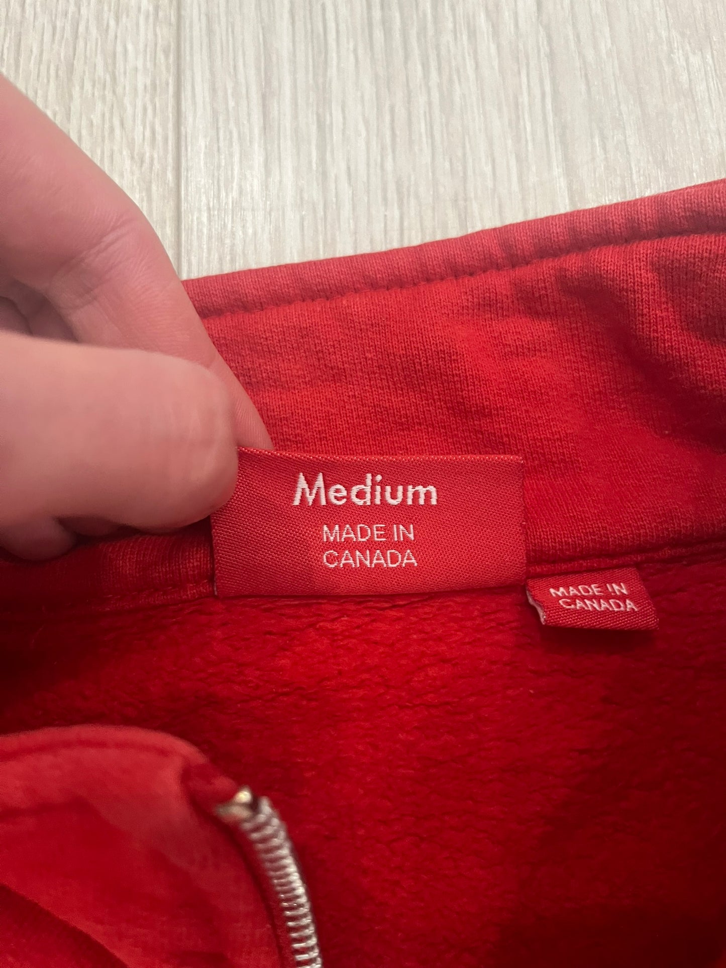 supreme world famous pullover