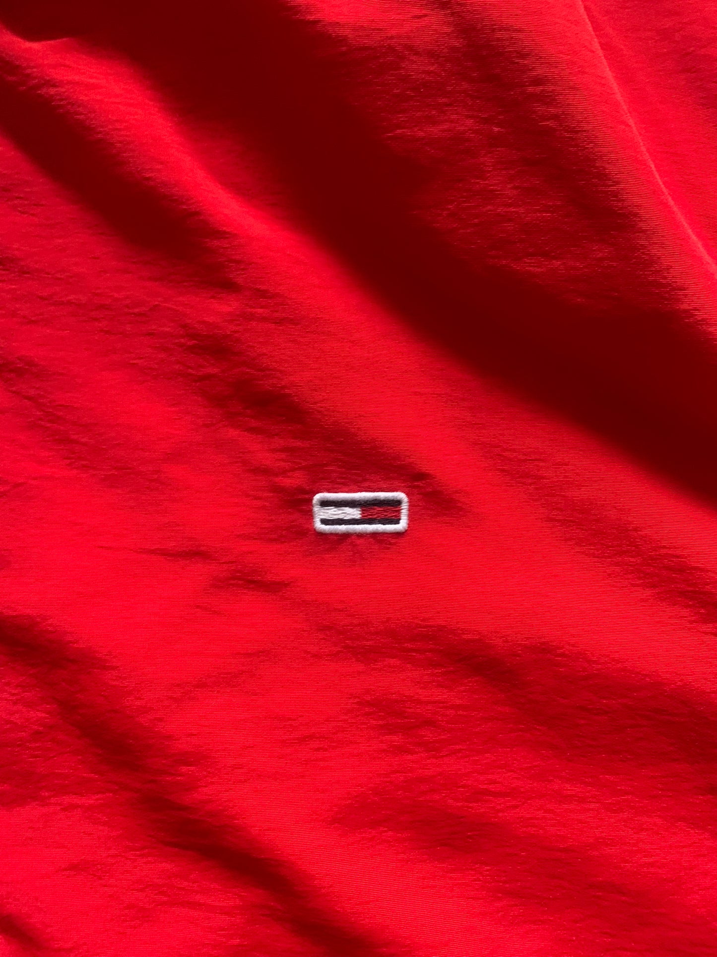tommy hilfiger windbreaker