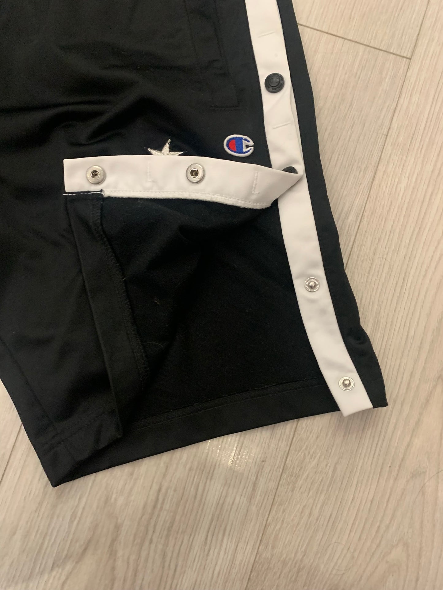 champion button shorts