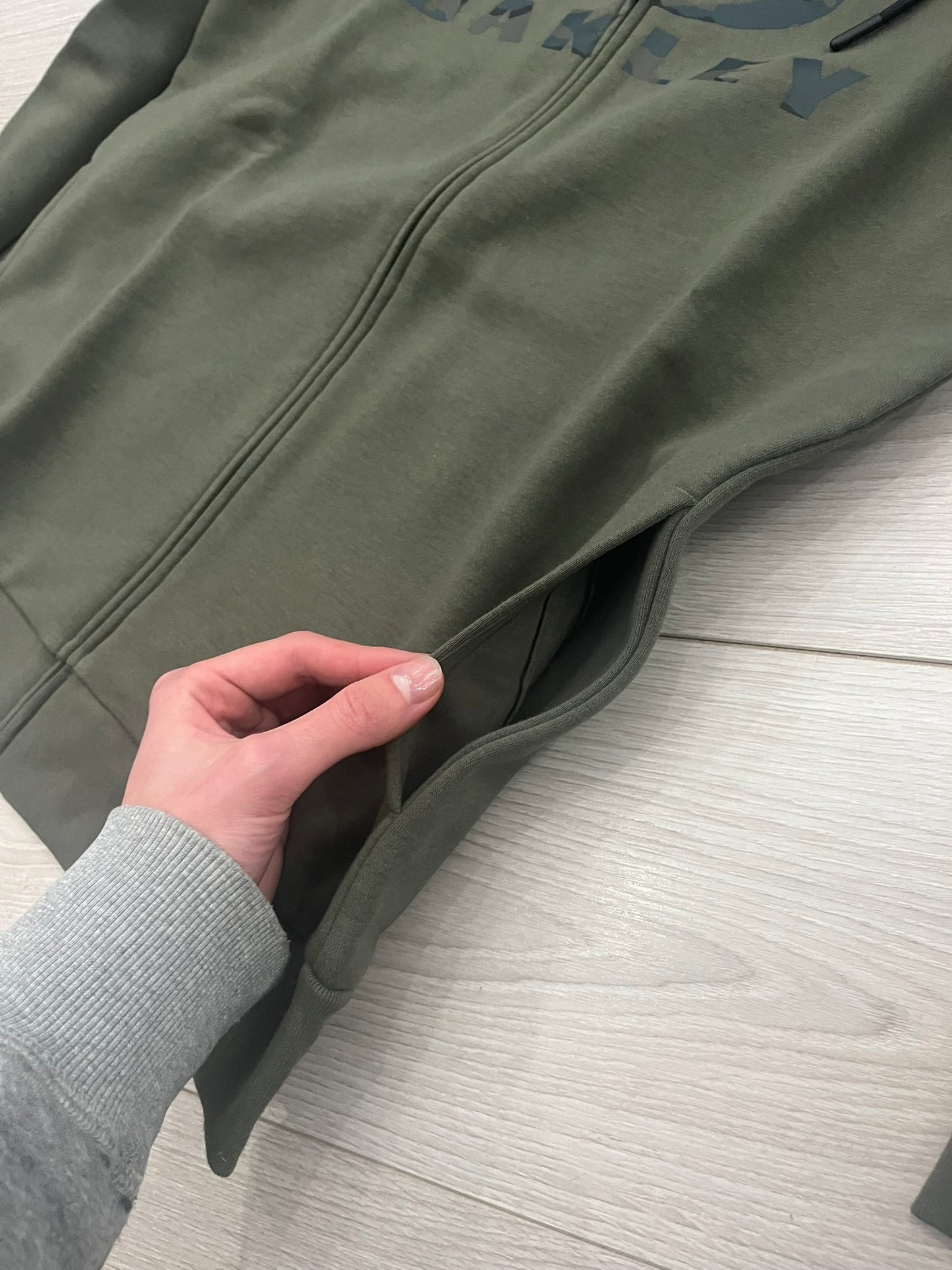 oakley bark hoodie