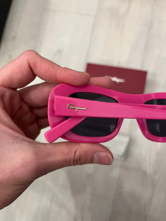 ferragamo sunglasses SF1046S