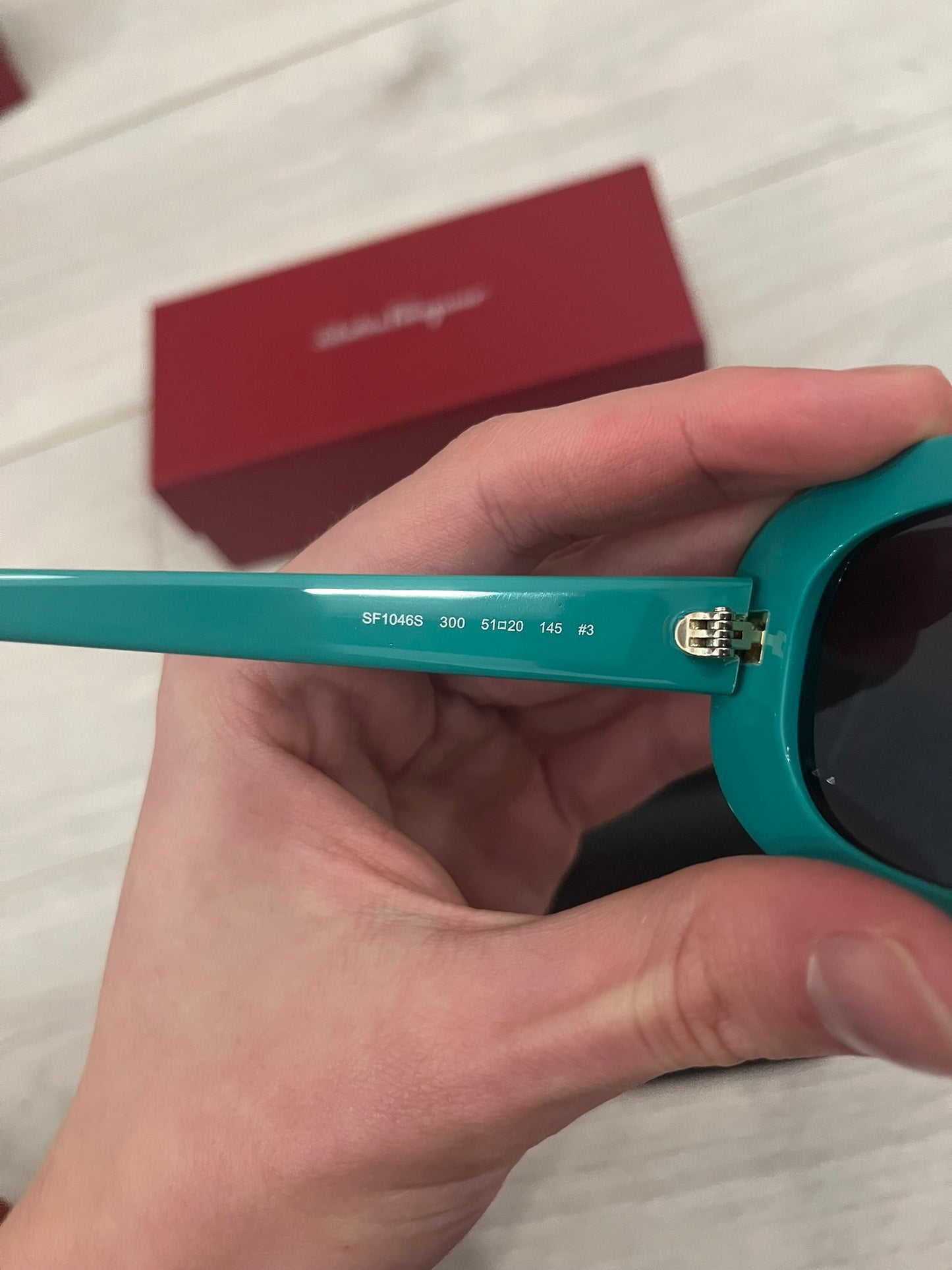 ferragamo sunglasses SF1046S
