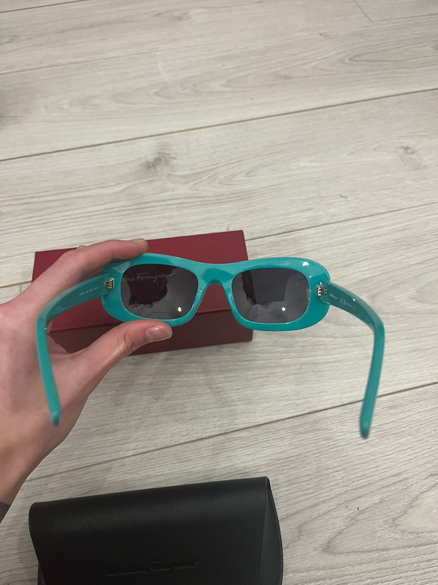 ferragamo sunglasses SF1046S