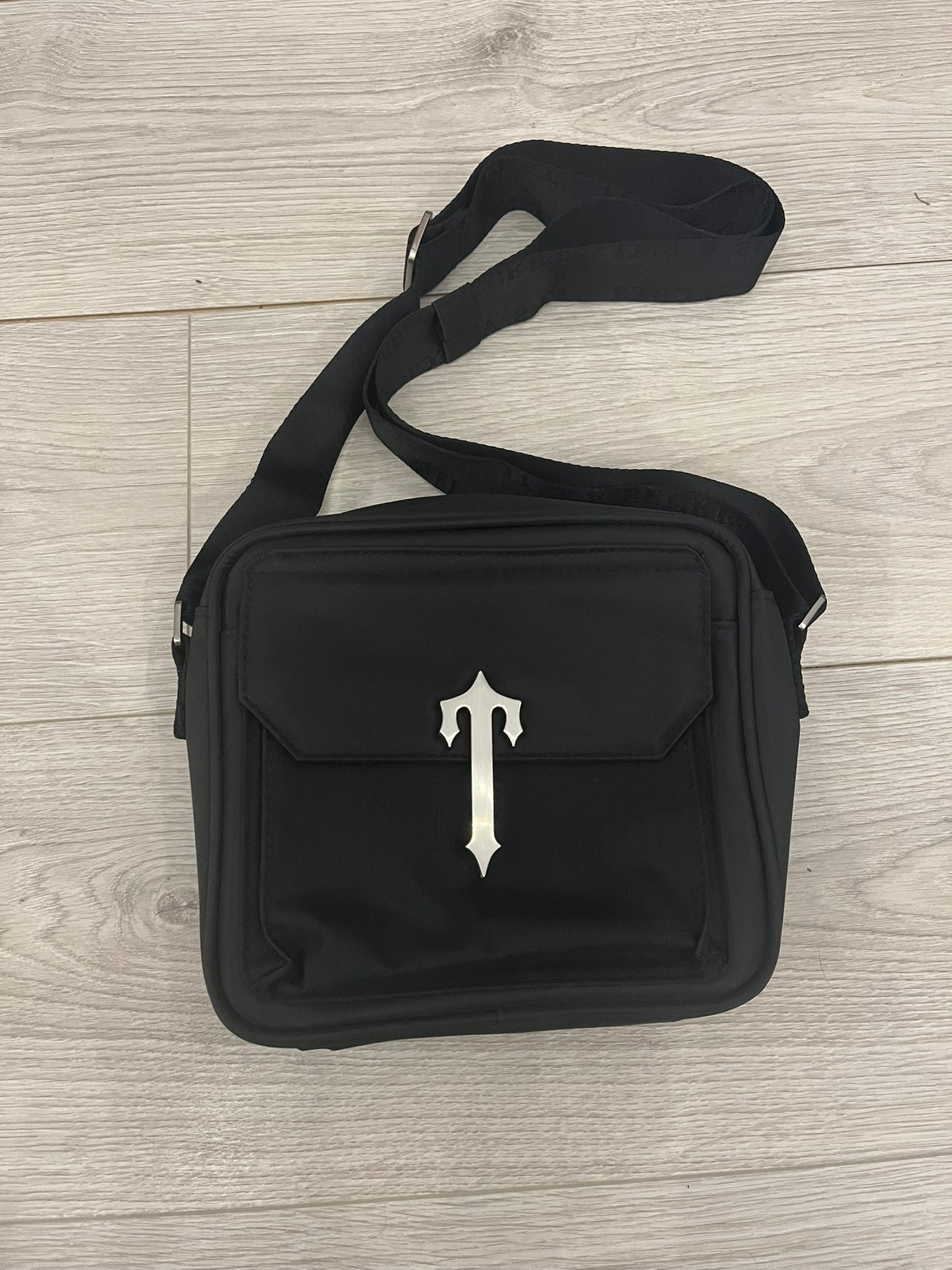 trapstar fracture 2.0 irongate t-bag