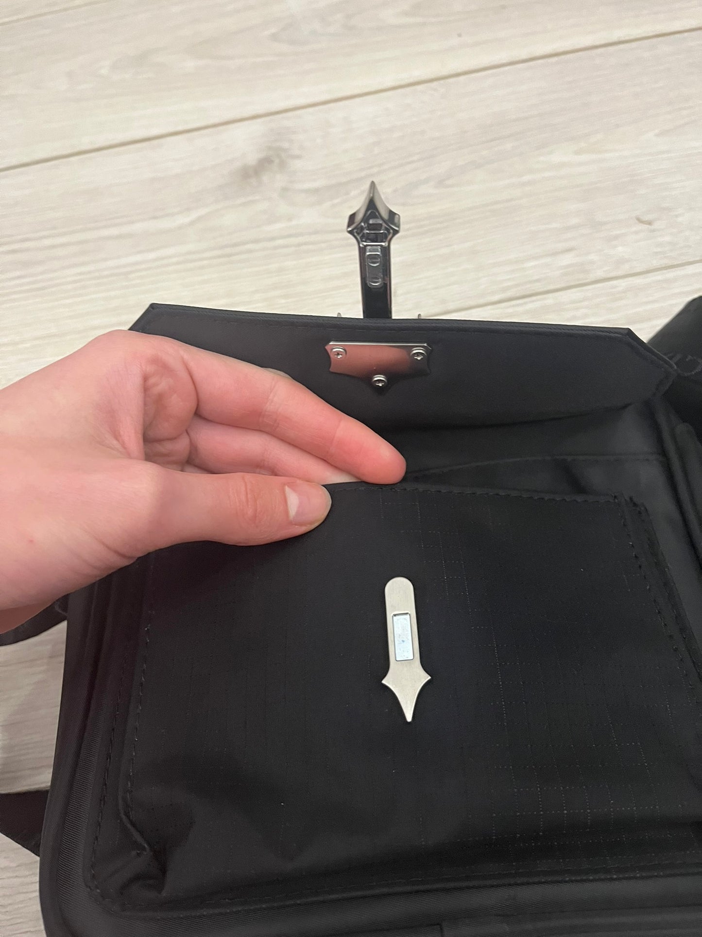 trapstar fracture 2.0 irongate t-bag