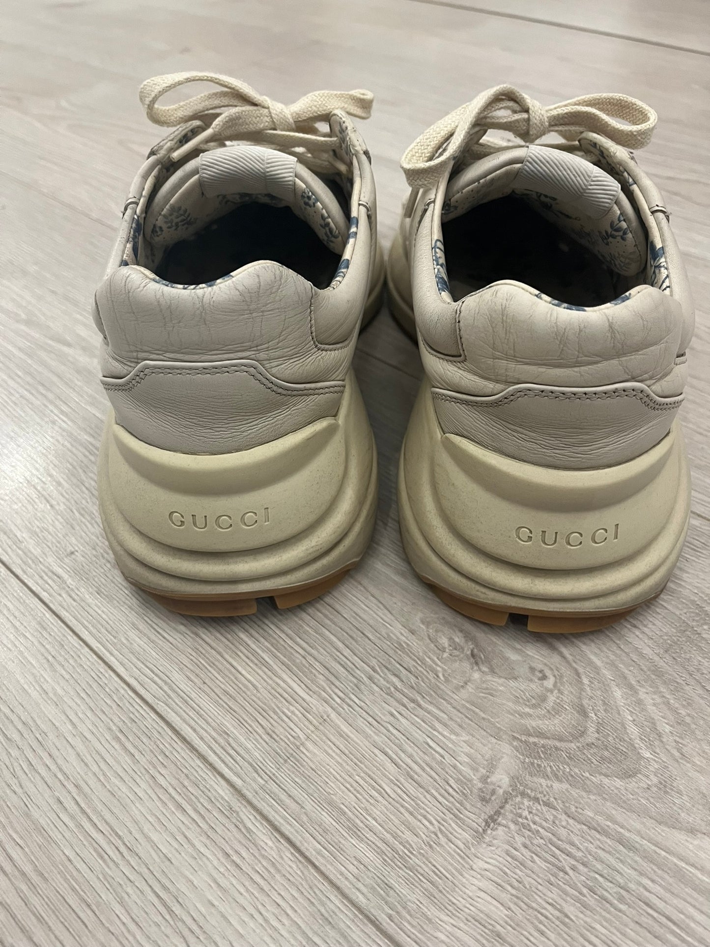 gucci rhyton ny yankees sneakers