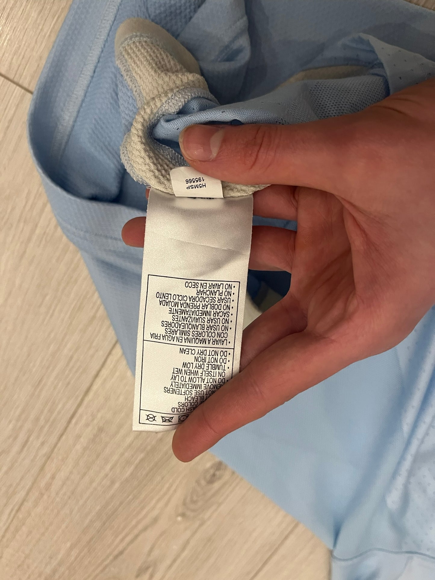 nike sphere dry 90 tee
