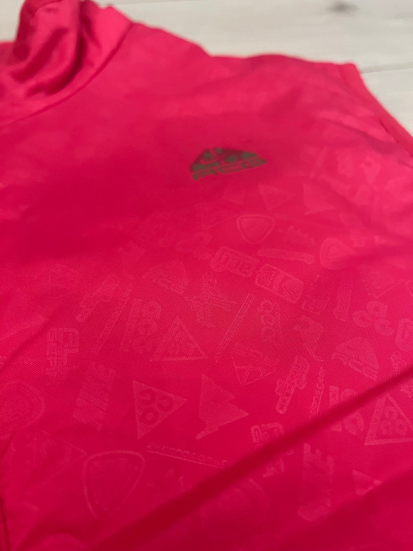 nike acg wmns vest