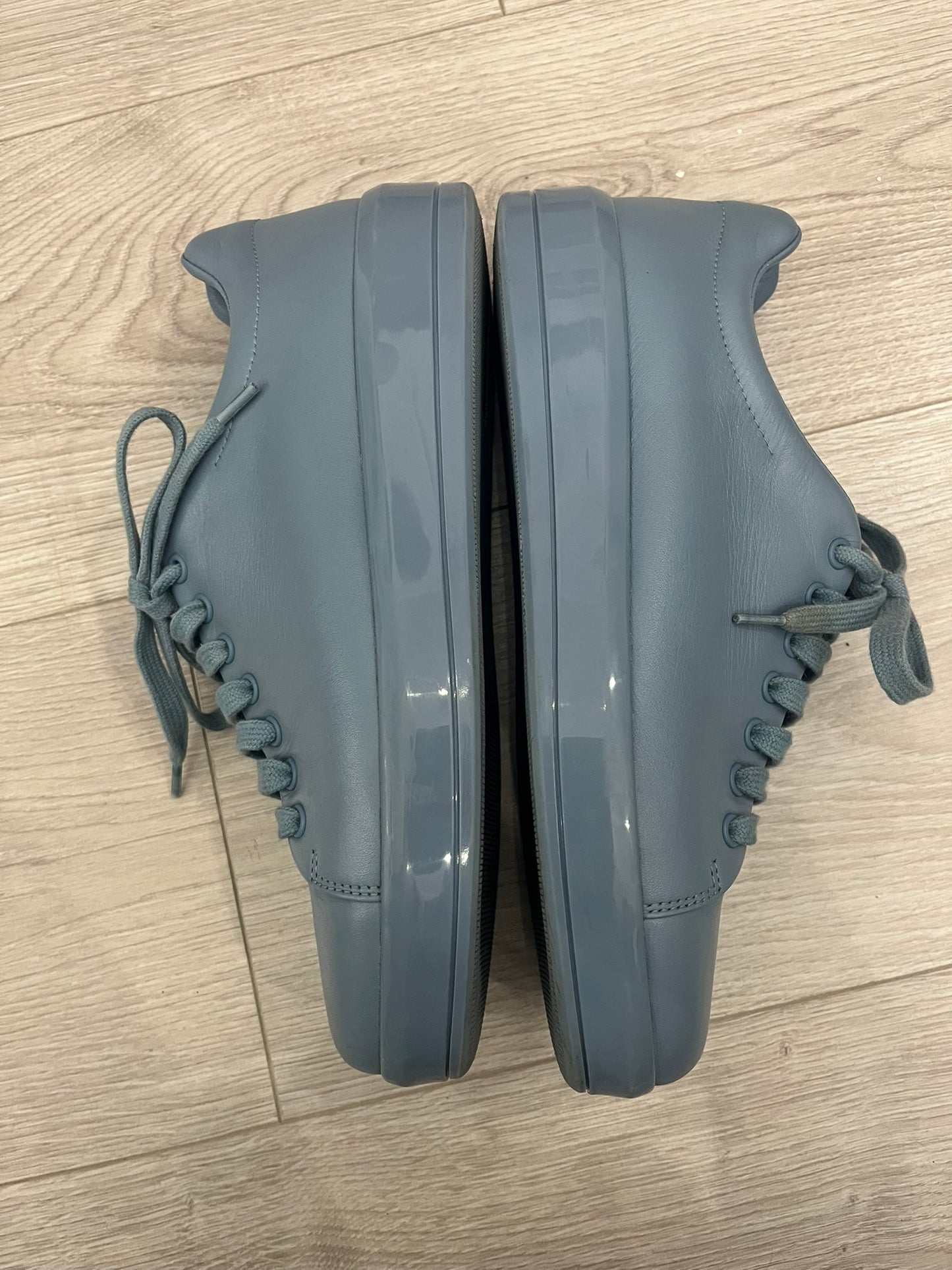 prada donna sneakers