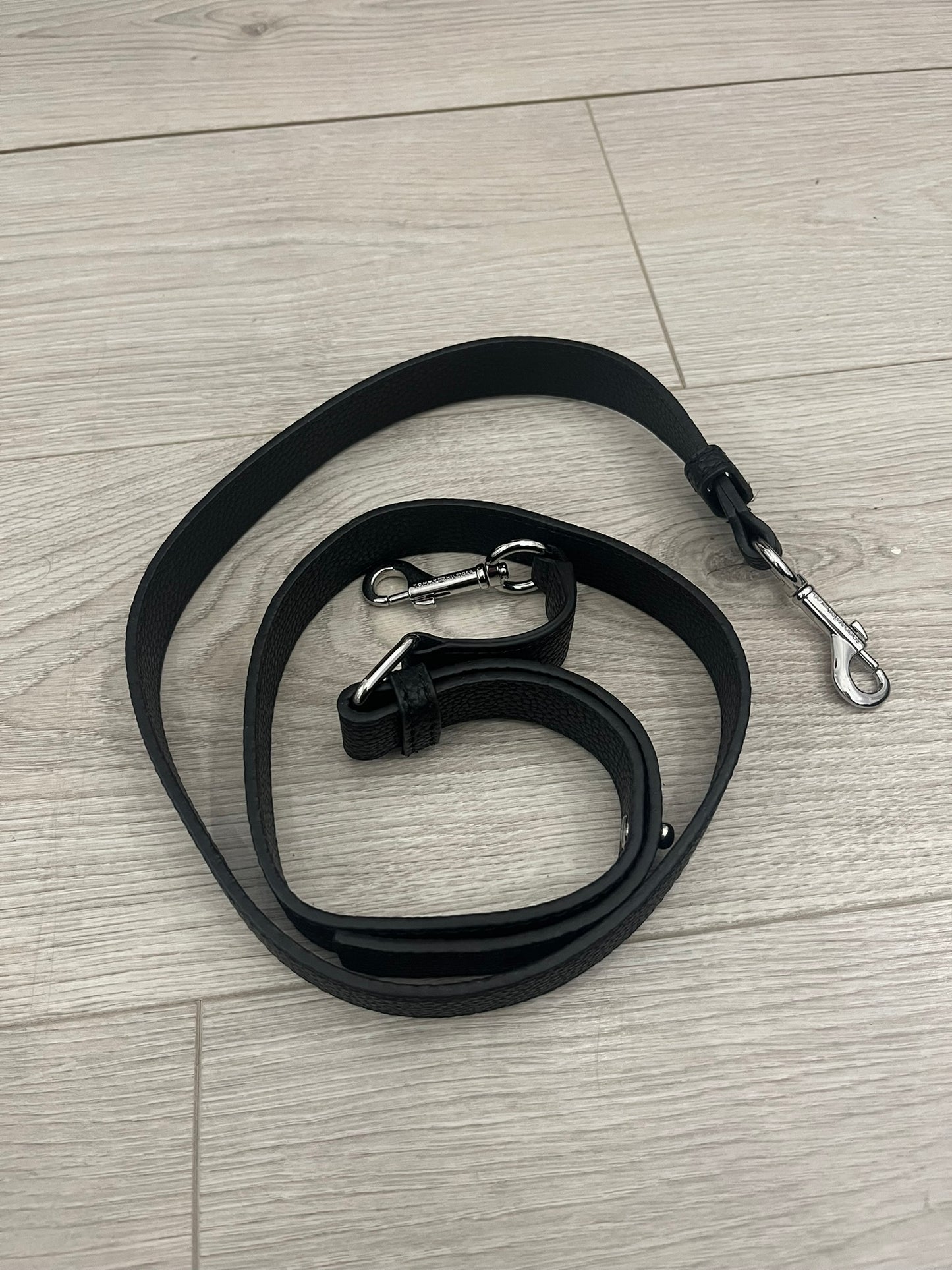 tommy hilfiger bag strap