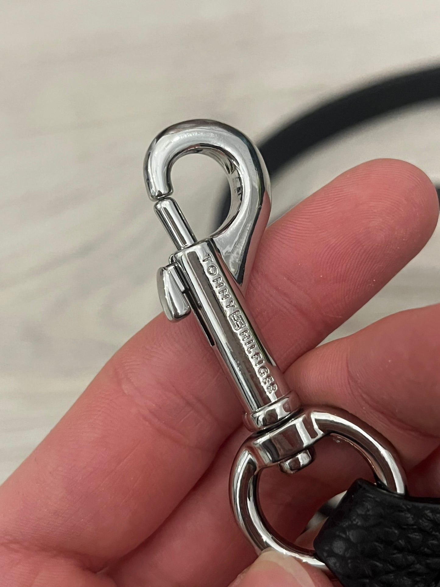 tommy hilfiger bag strap
