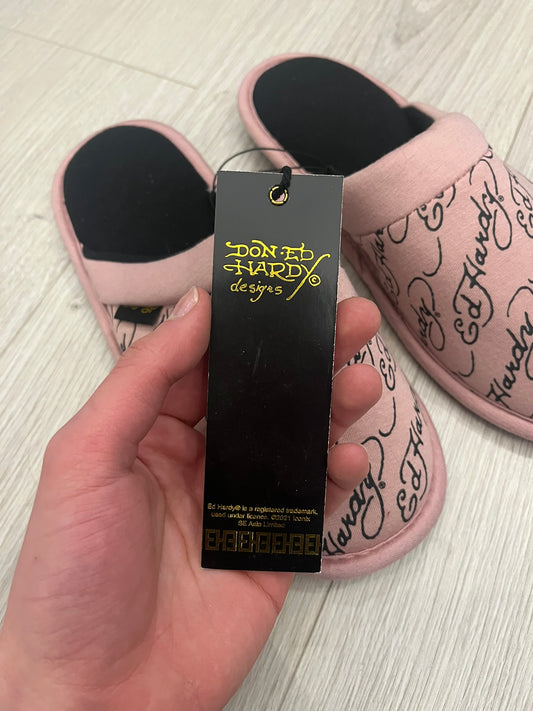ed hardy pink slippers