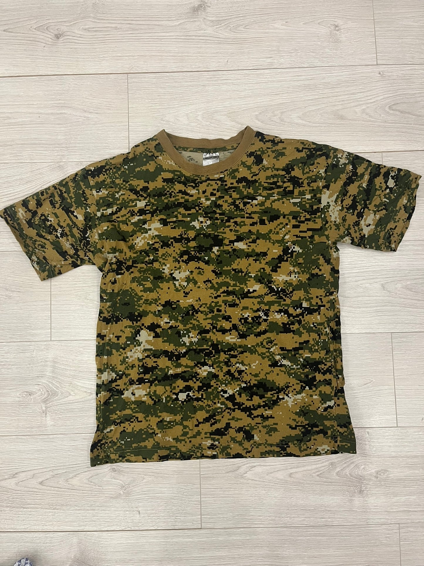 camo tee