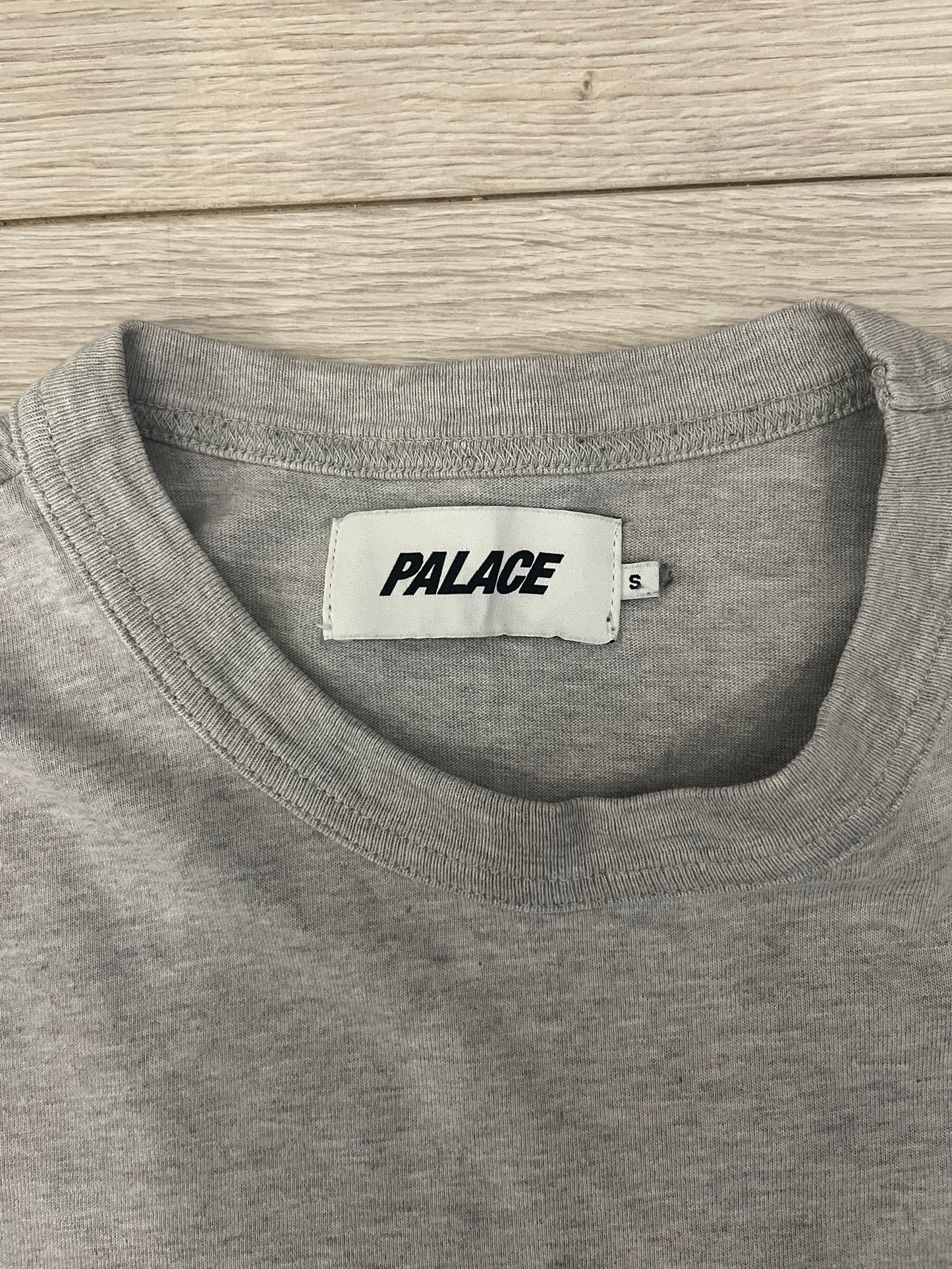 palace square patch tee