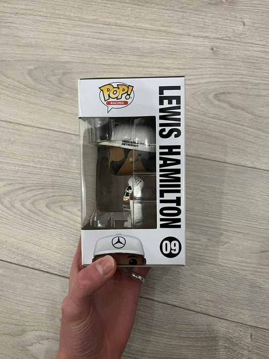 funko pop lewis hamilton with helmet