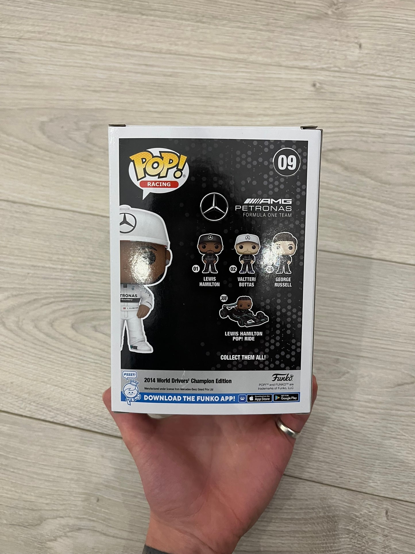 funko pop lewis hamilton with helmet