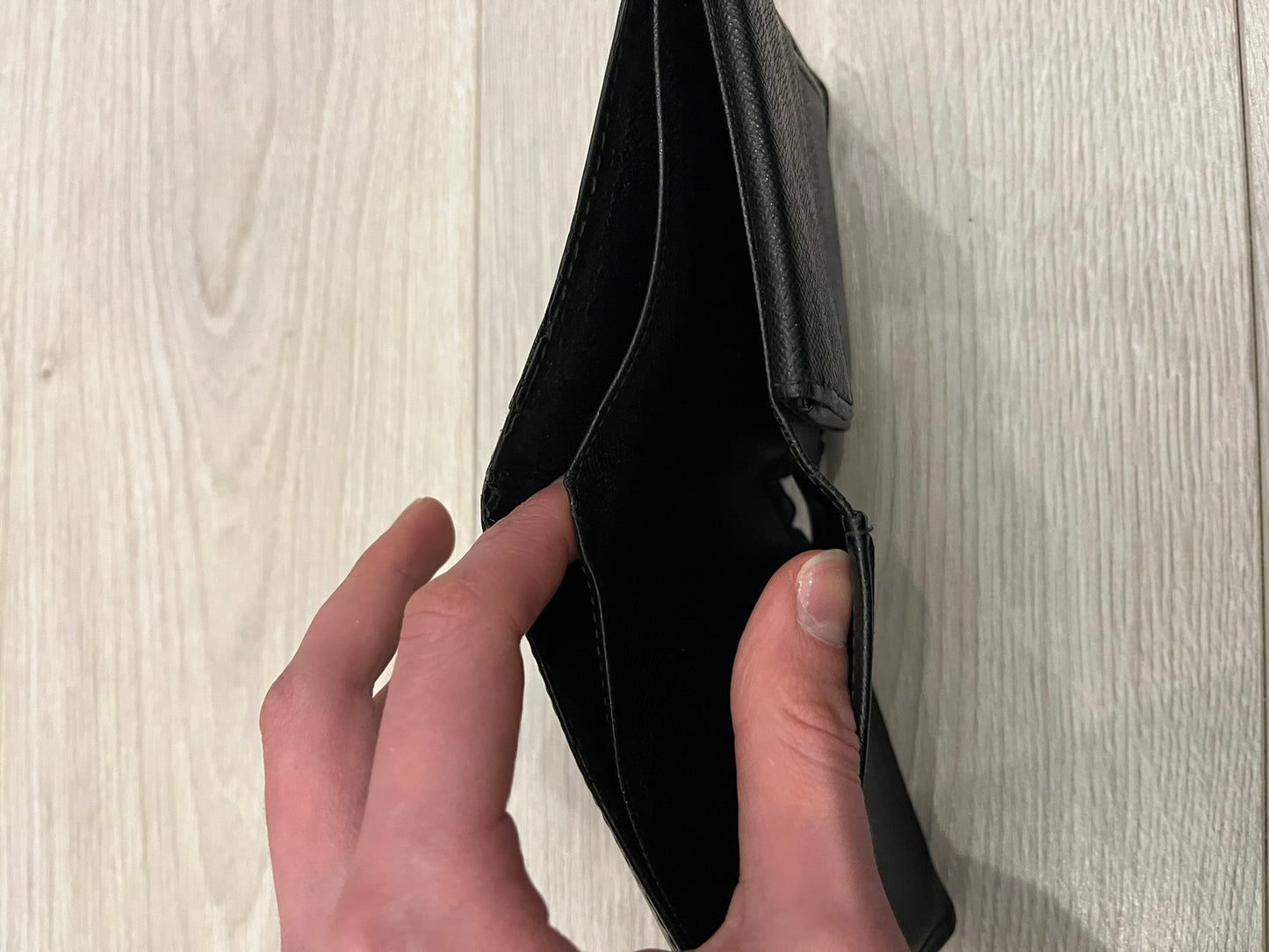 louis vuitton epi leather wallet