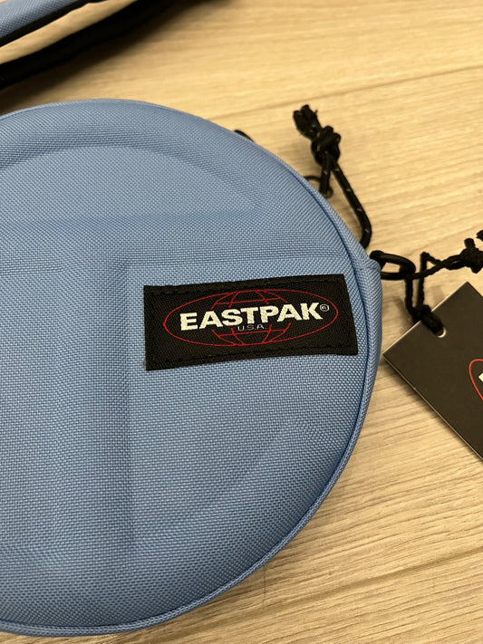eastpak circle shoulder bag