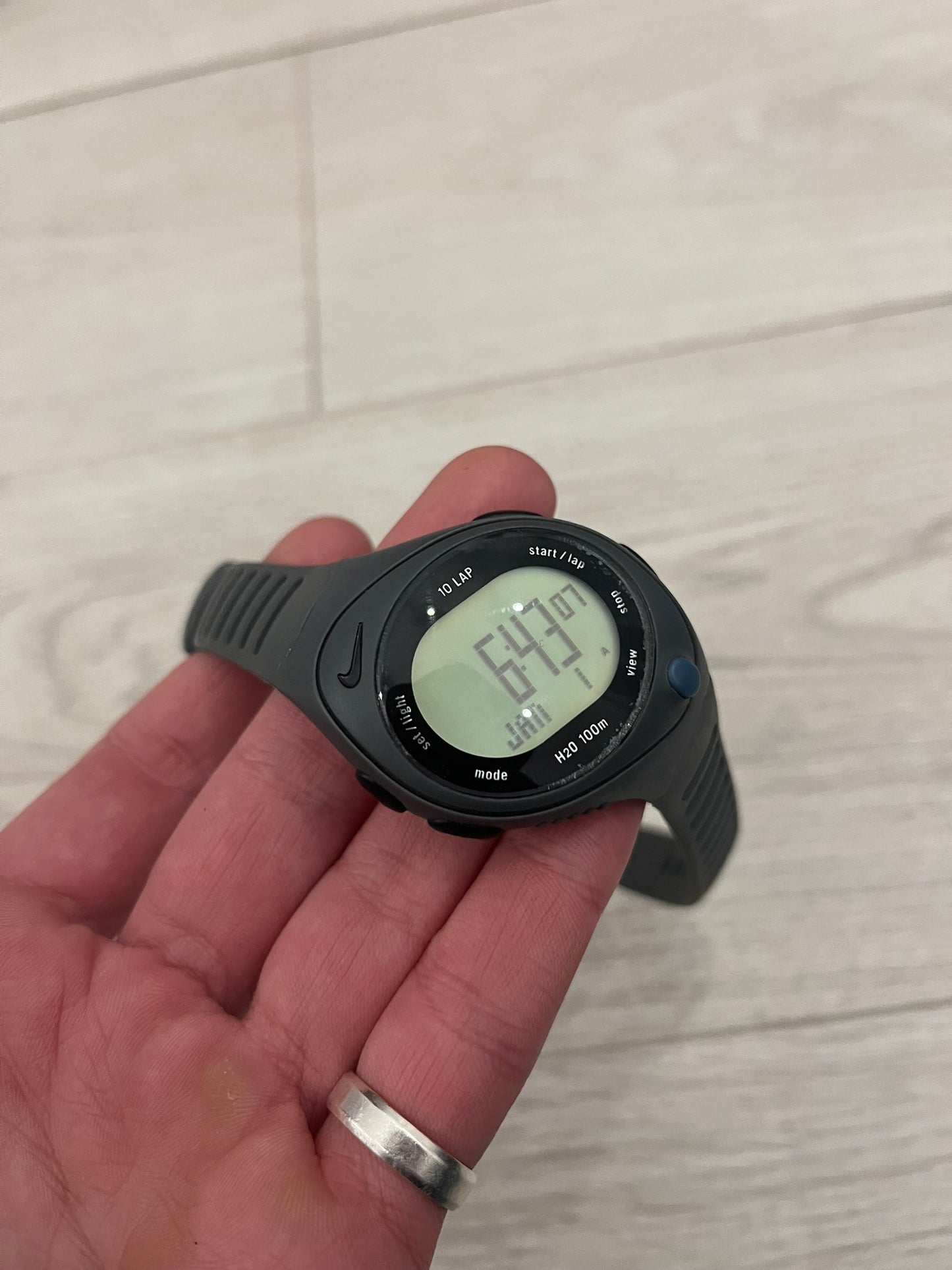 nike triax speed 50 regular watch gray