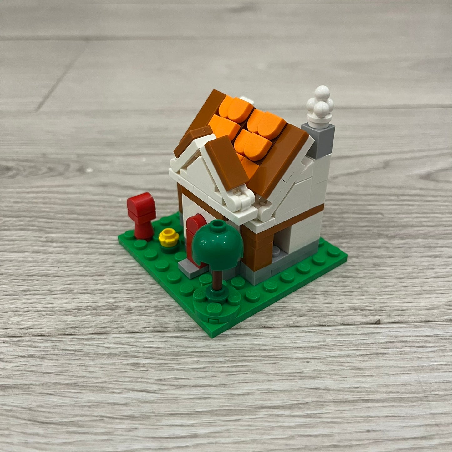 lego fauna's house garden m&t