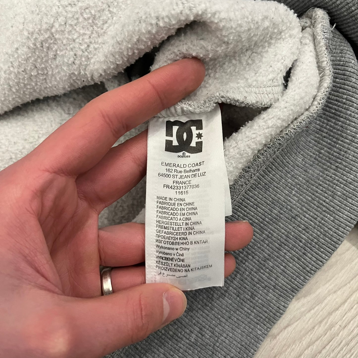 dcshoeco crewneck
