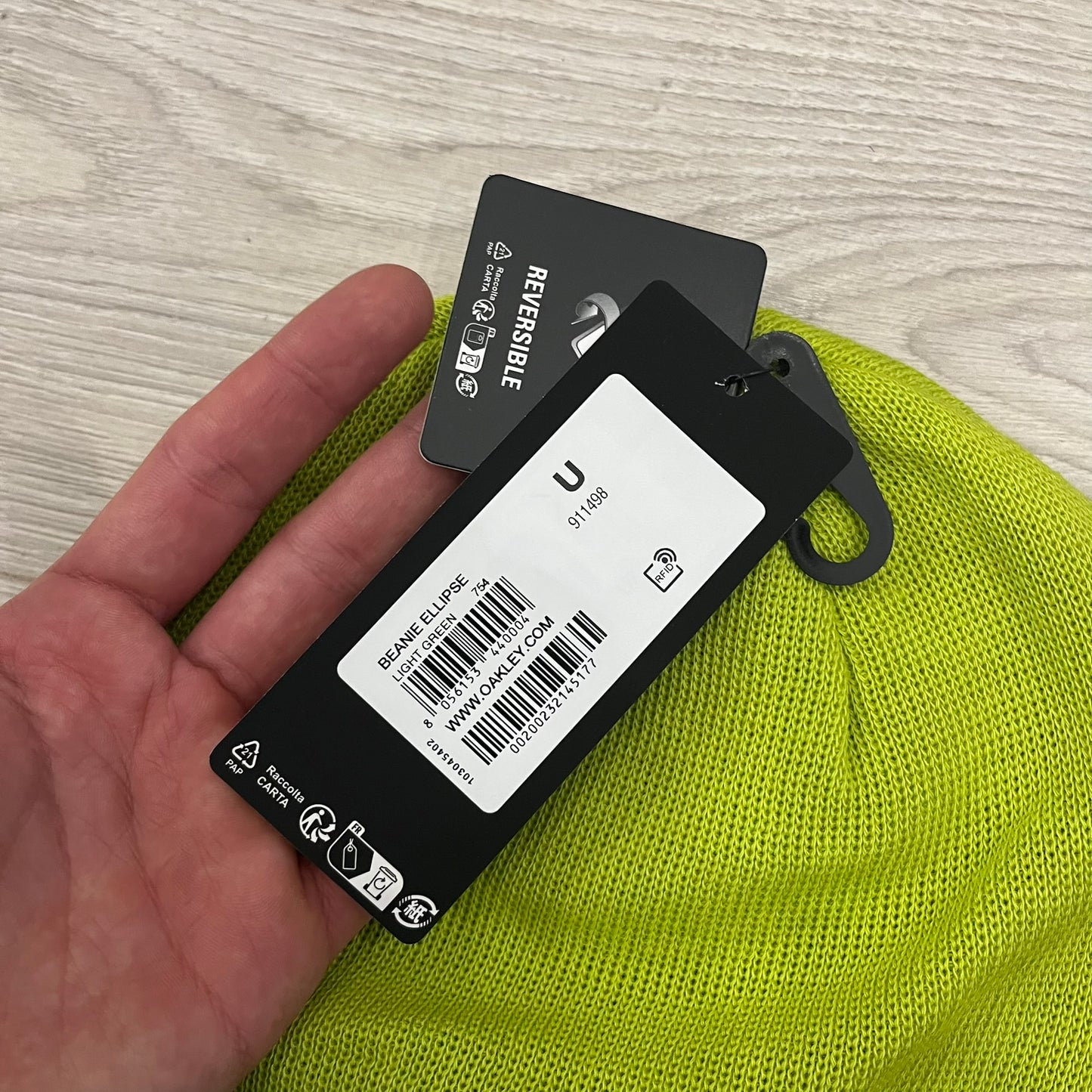 oakley ellipse beanie light green