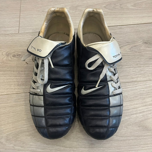nike total 90 cleats