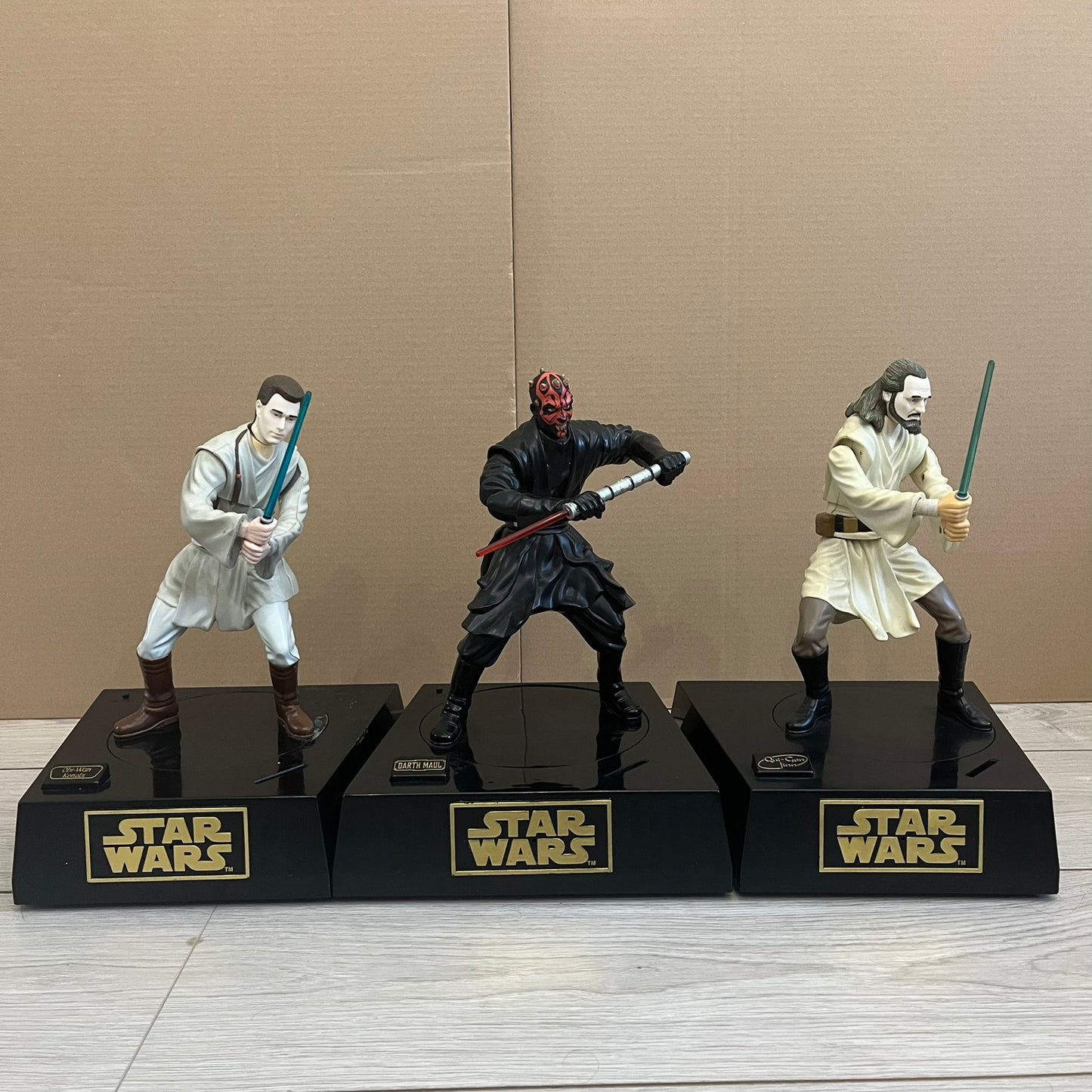 star wars 1999 coin banks full set