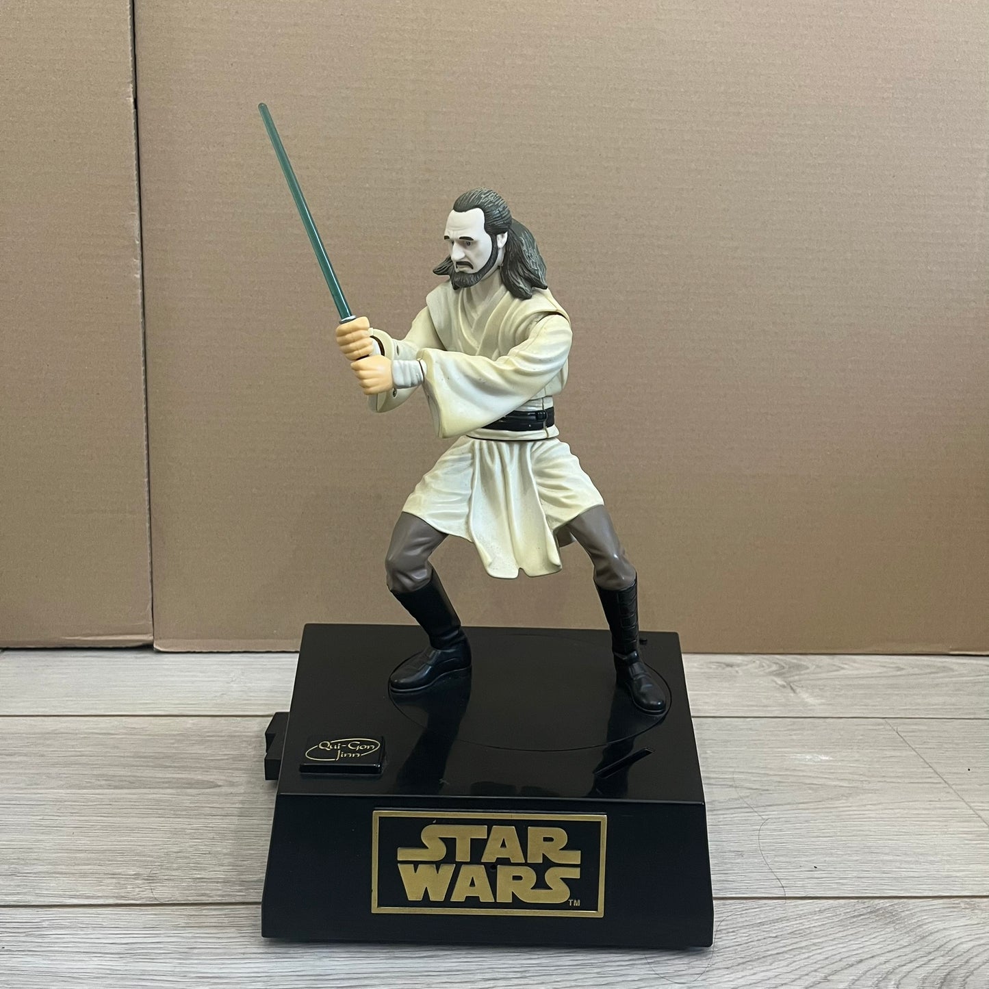 star wars 1999 coin banks full set