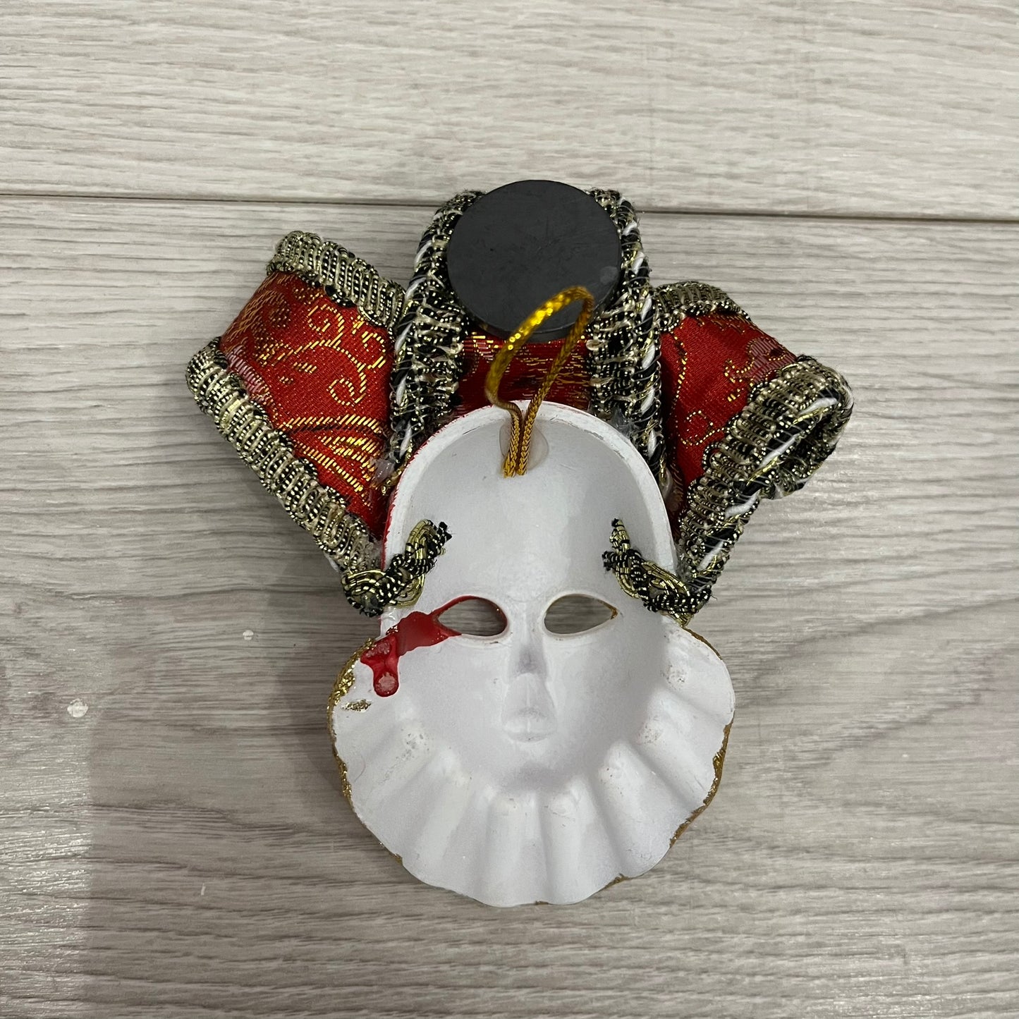 mardi gras mask magnet