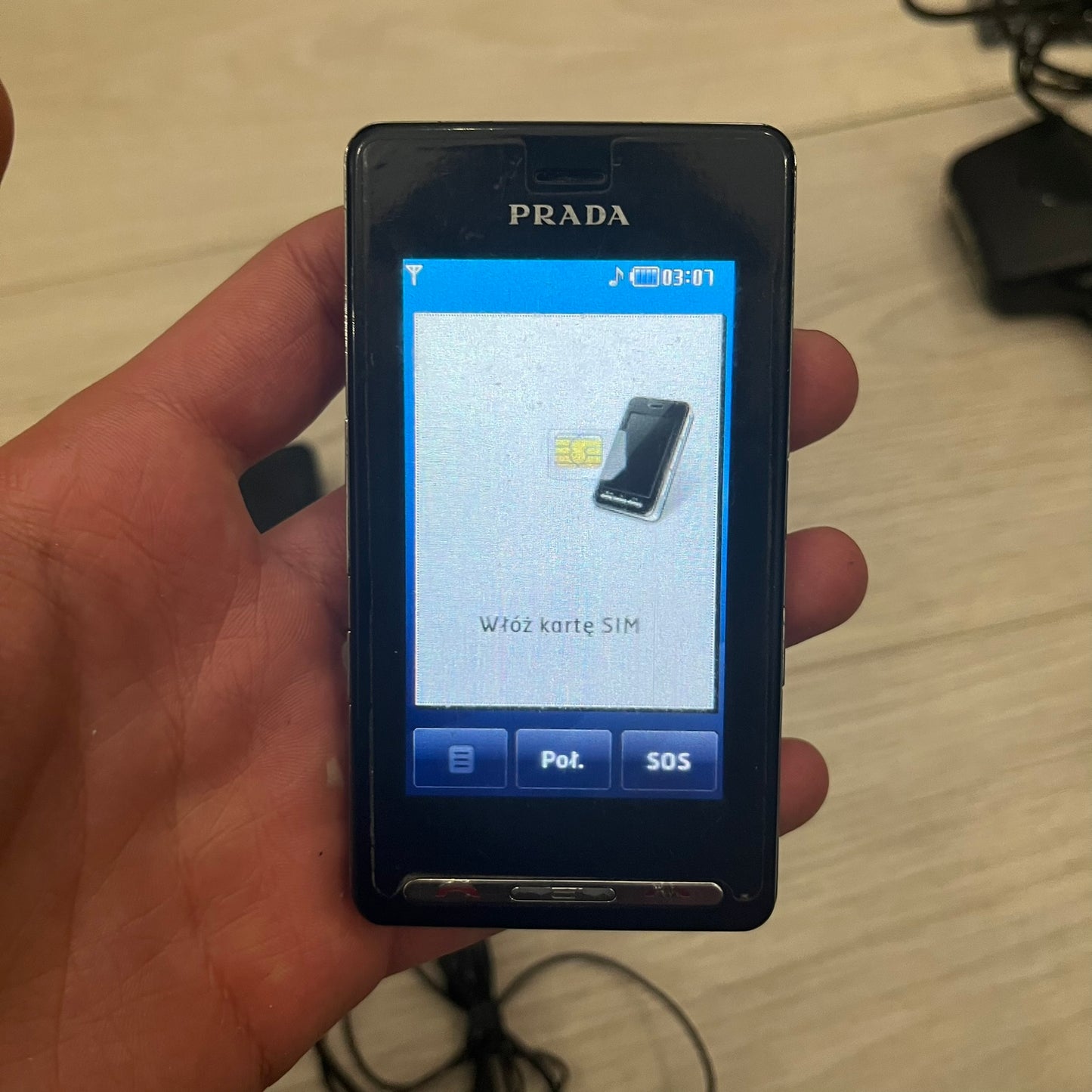 lg prada ke850 cell phone