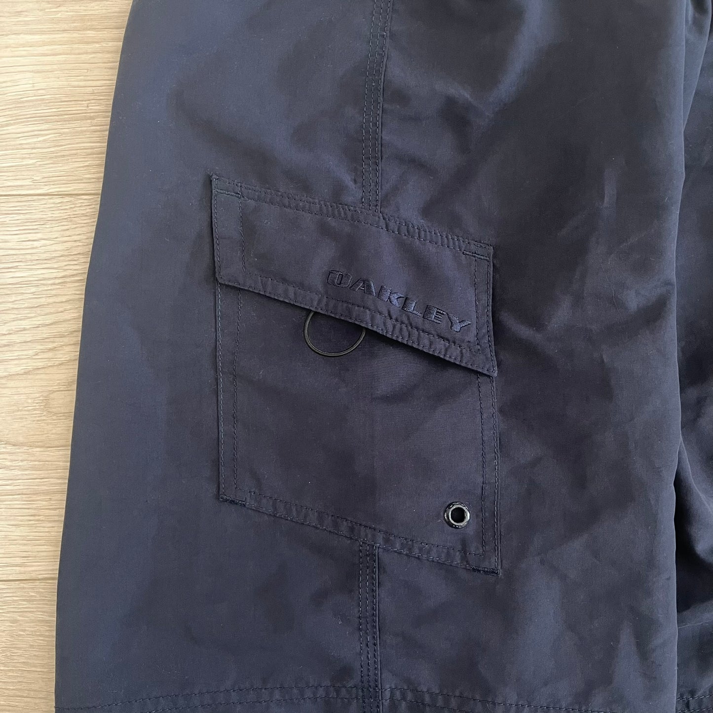 oakley small logo shorts