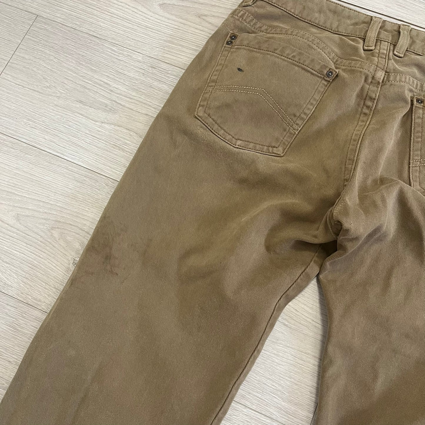 marlboro classics brown jeans