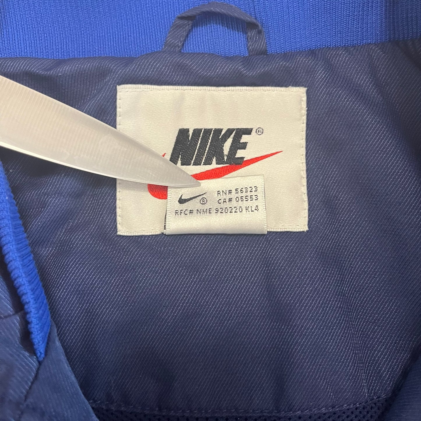 nike 90's big swoosh windbreaker jacket