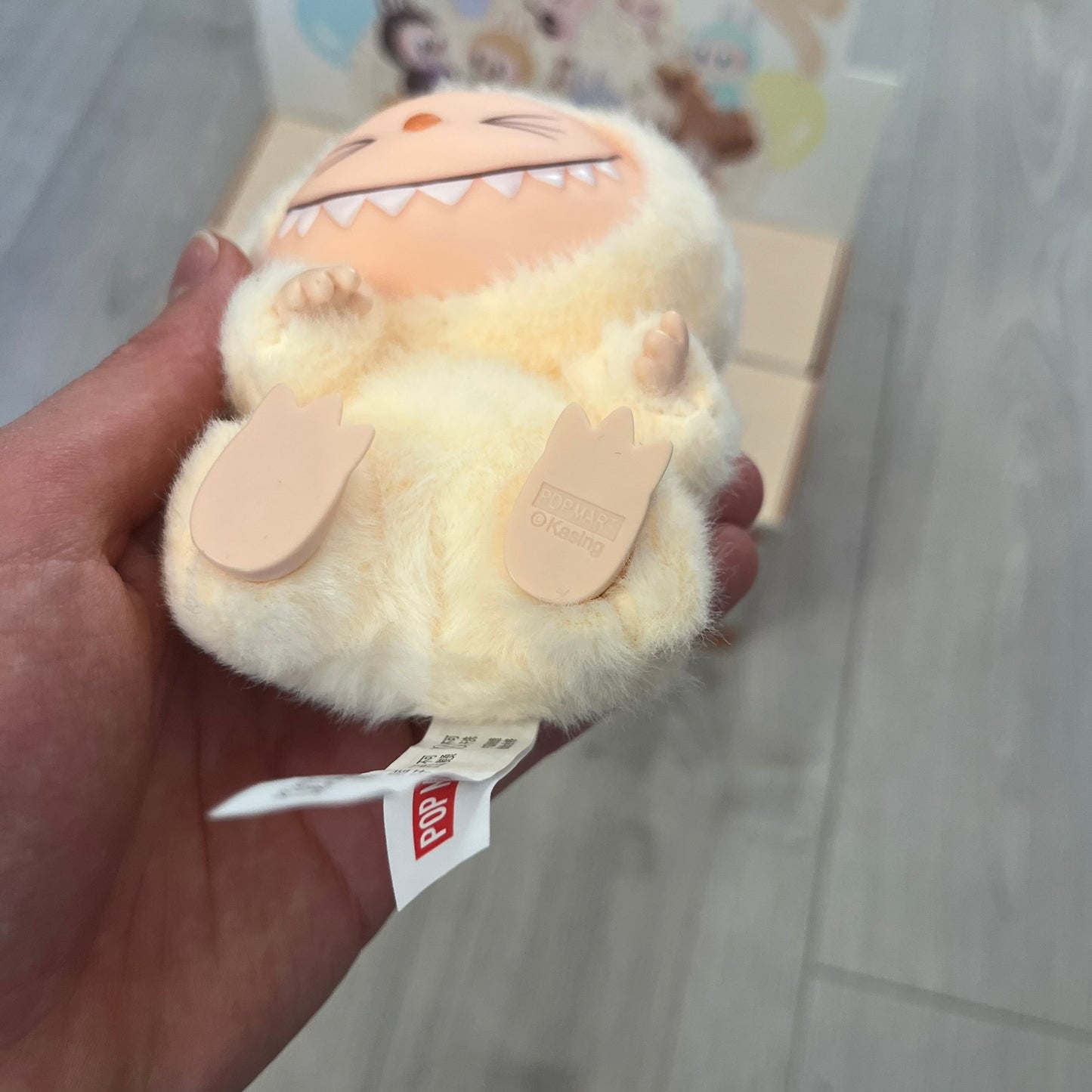 pop mart labubu the monsters have a seat vinyl plush (blindbox)