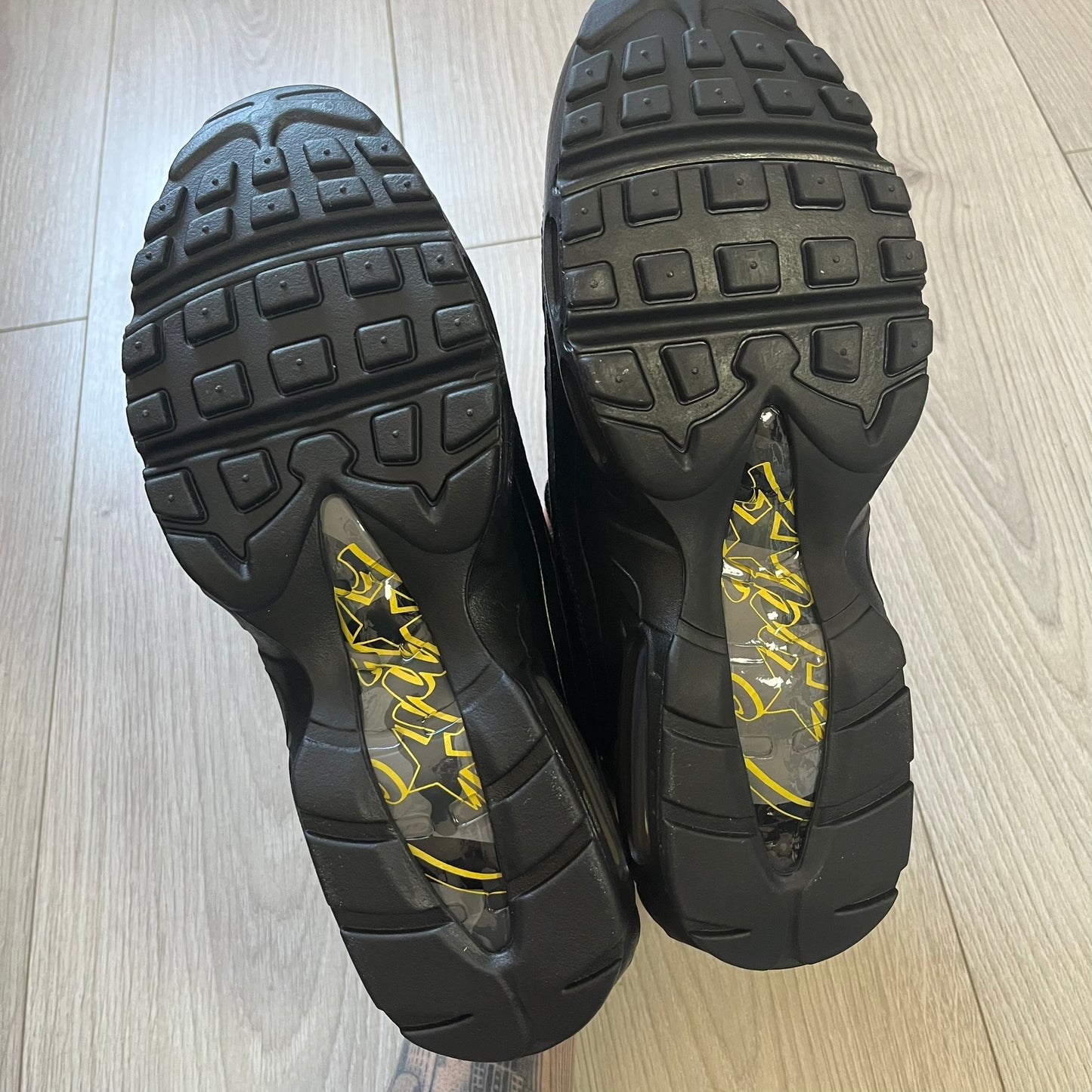 nike air max 95 corteiz honey black