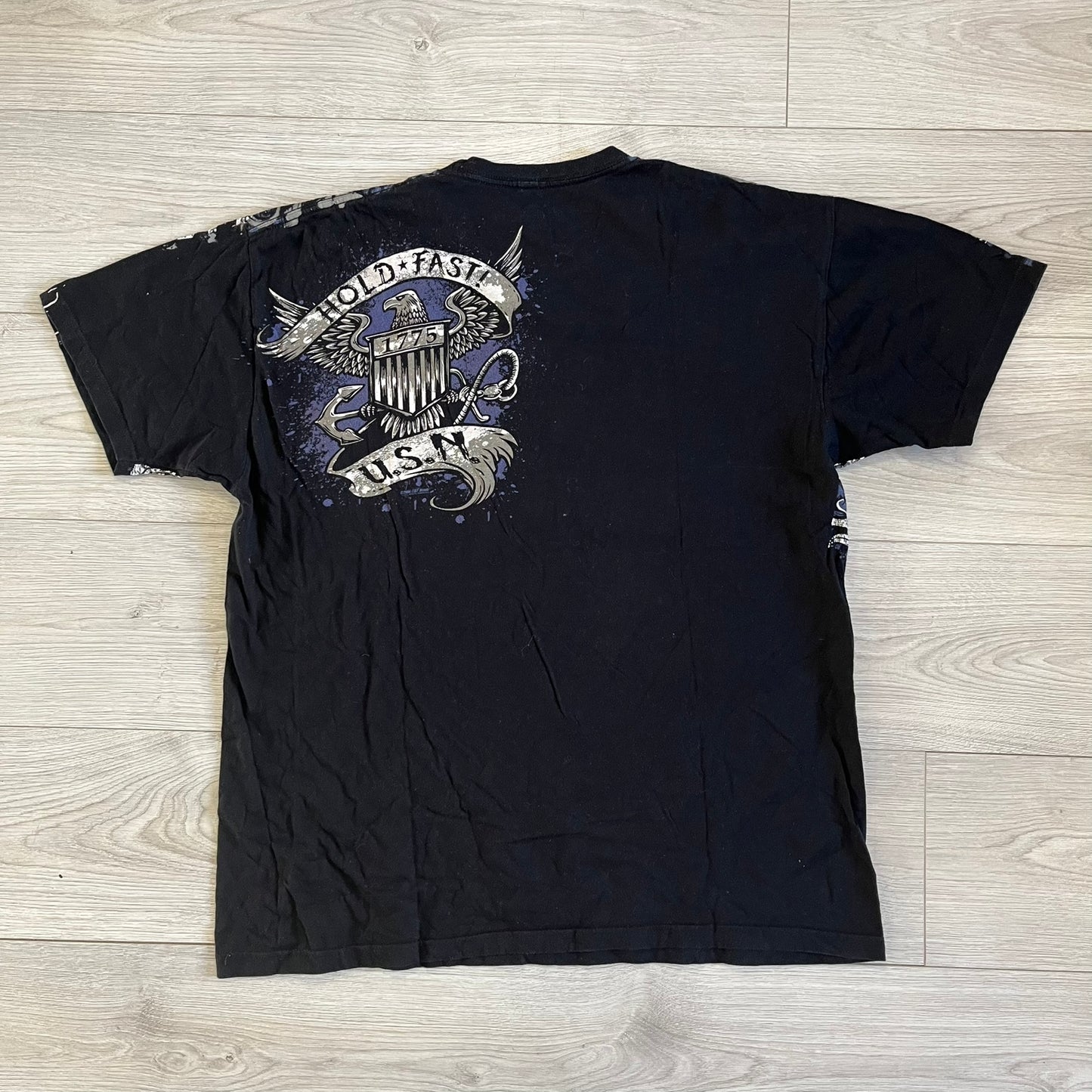 us navy patriotic “hold fast” tee
