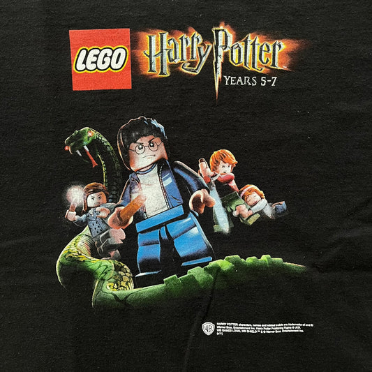 Black t-shirt with LEGO Harry Potter design featuring characters and the LEGO logo.