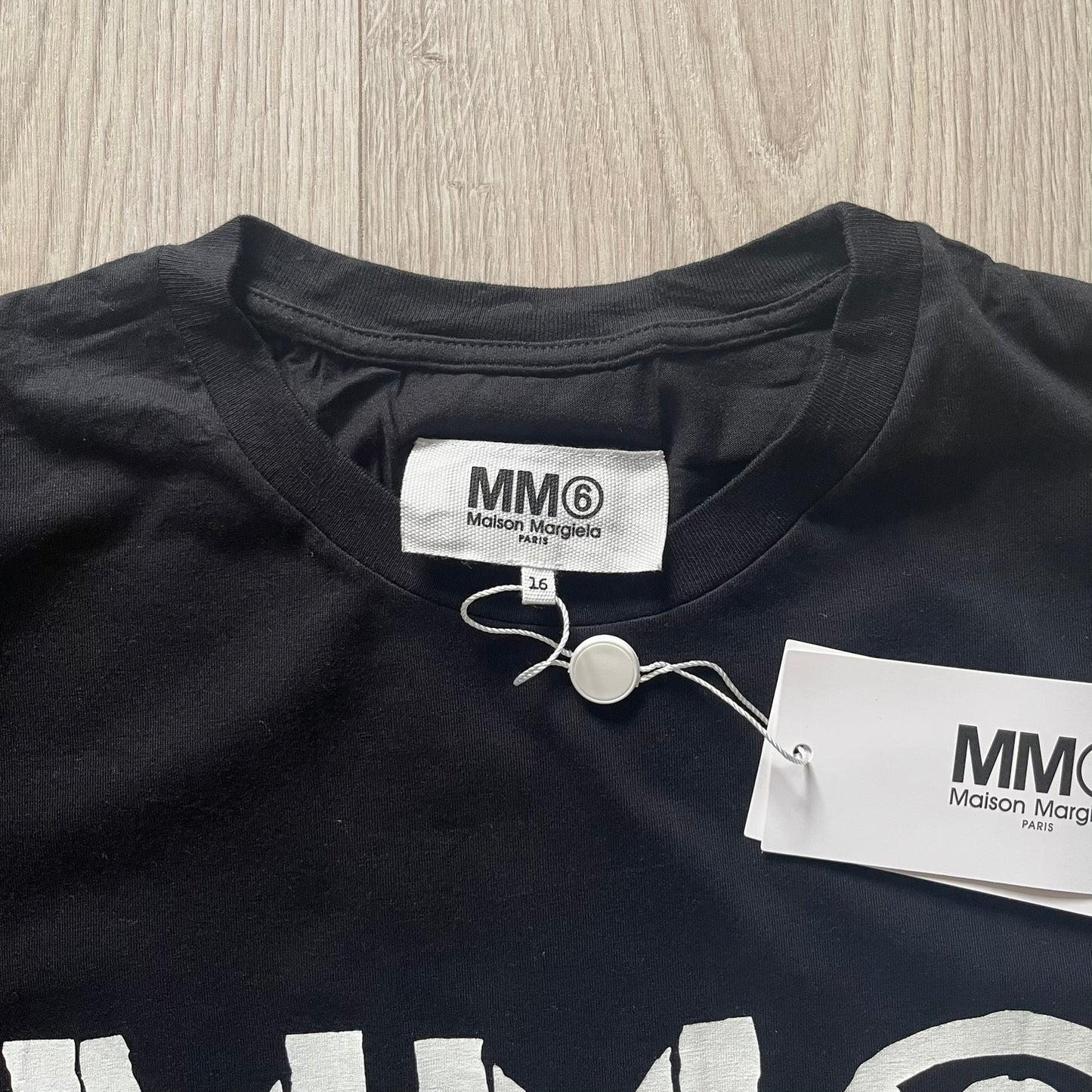 mm6 maison margiela drawn logo tee
