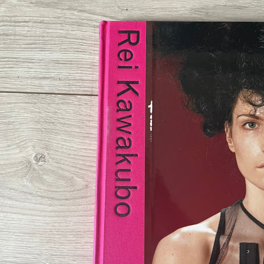 Taschen Terry Jones: Rei Kawakubo hardcover book offers an in-depth look at the visionary designer behind Comme des Garçons, exploring her groundbreaking approach that spans fashion, furniture, architecture, and graphic design. Drawing from i-D magazine archives, it revisits interviews and features that highlight Kawakubo’s challenge to conventional ideas of body shape and garment construction, blending fashion with conceptual art. Spanning 120 pages, the book includes biographical insights, rare imagery by