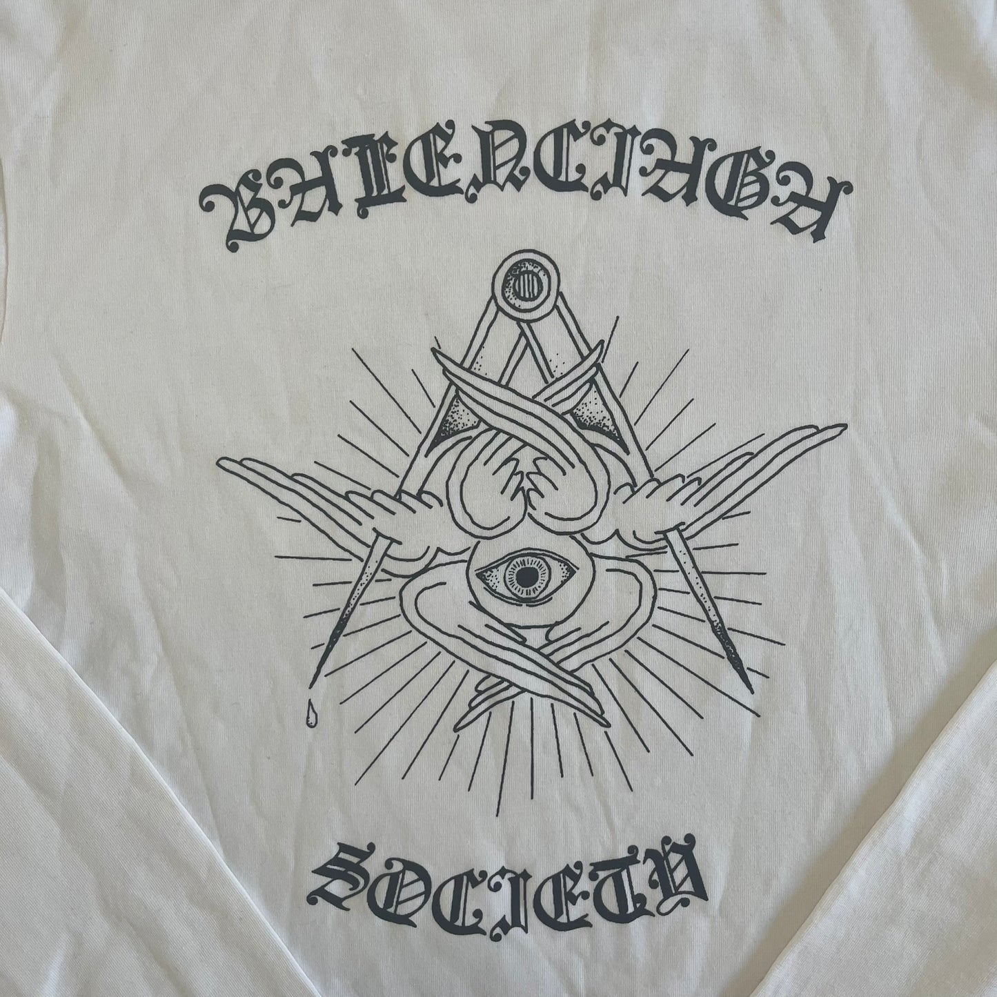 balenciaga free your mind longsleeve tee