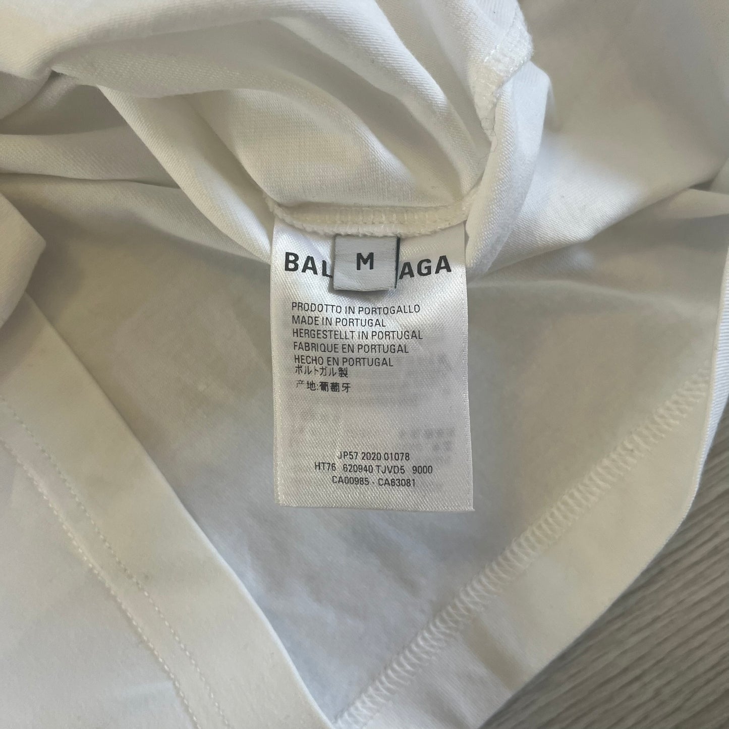 balenciaga free your mind longsleeve tee
