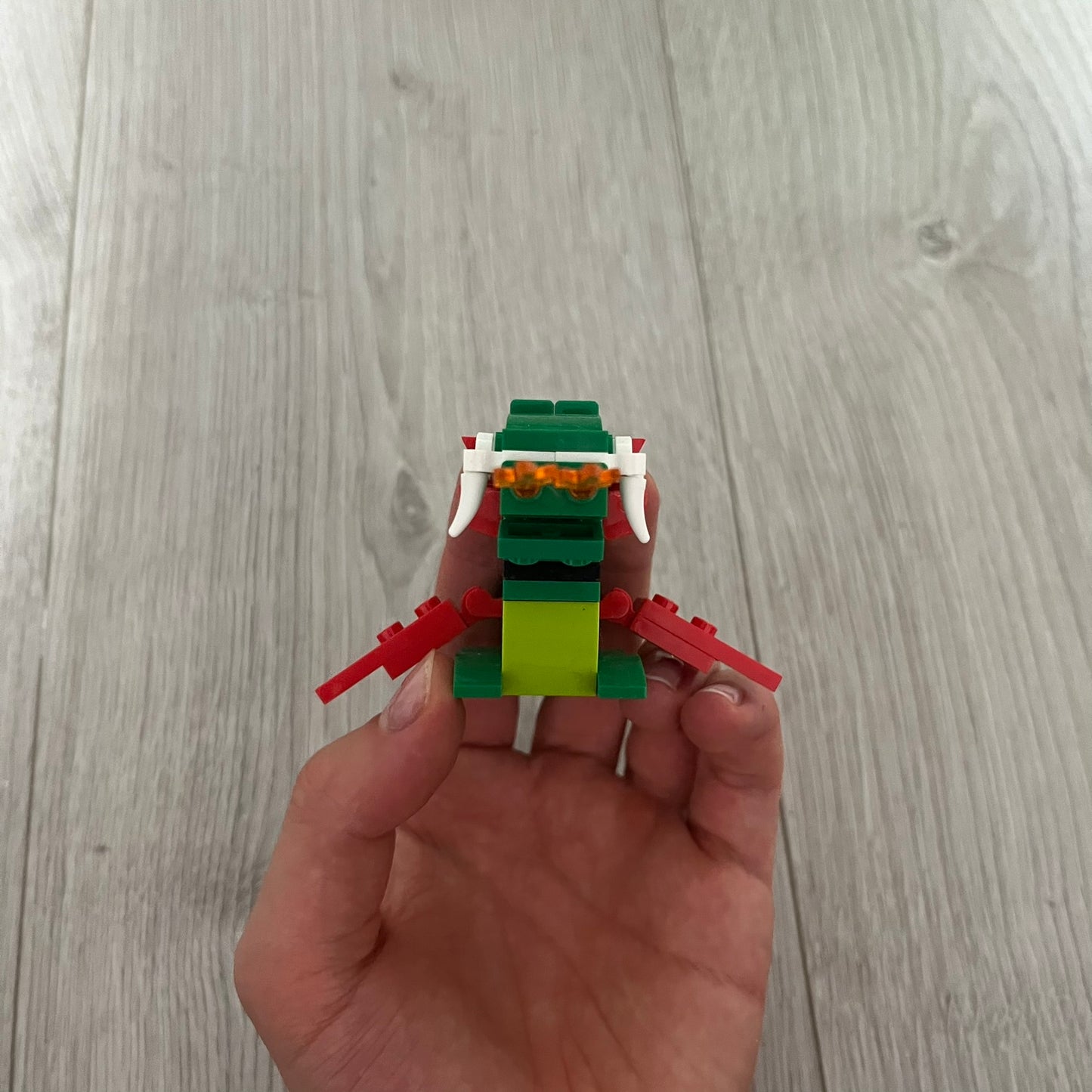 lego dragon m&t