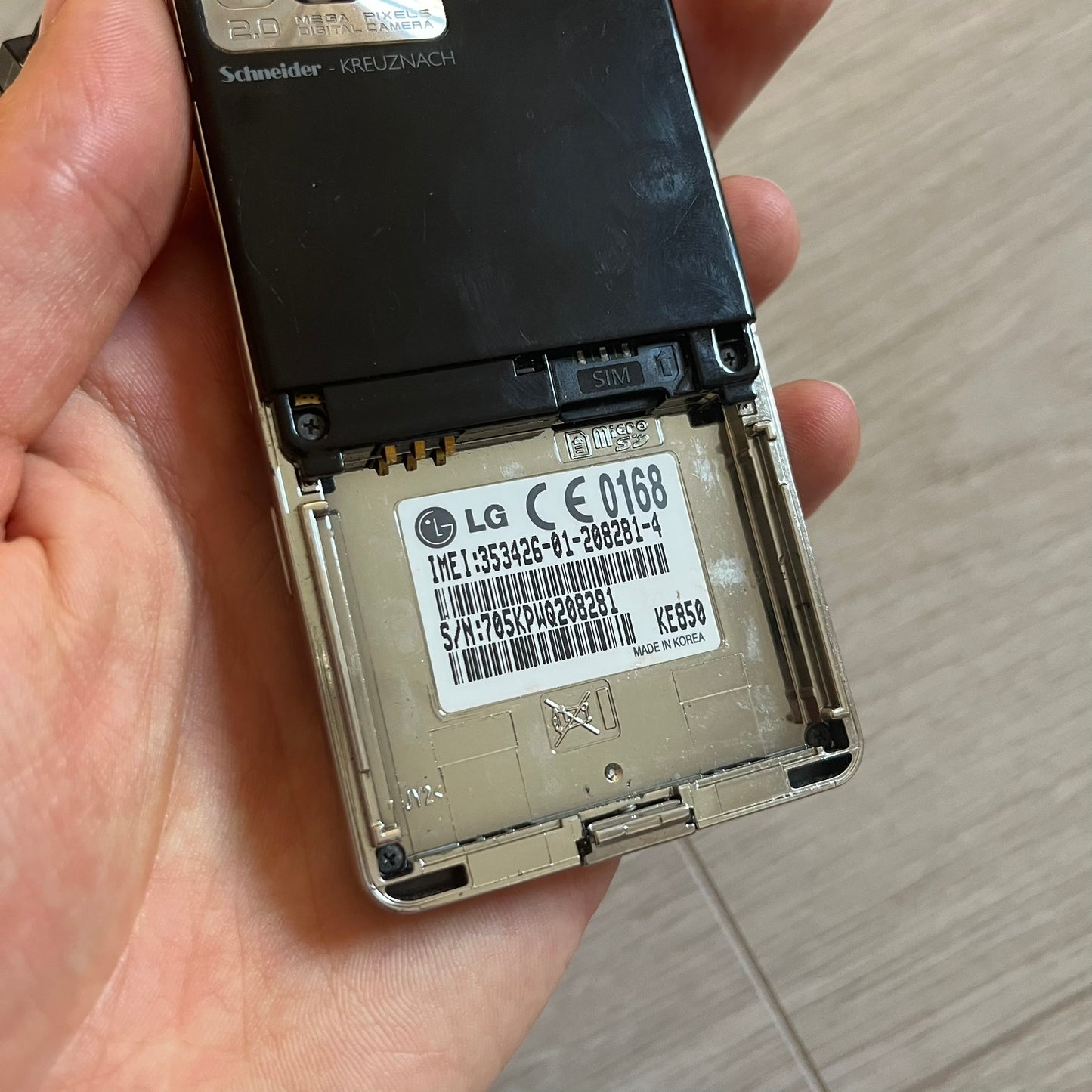 lg prada ke850 phone