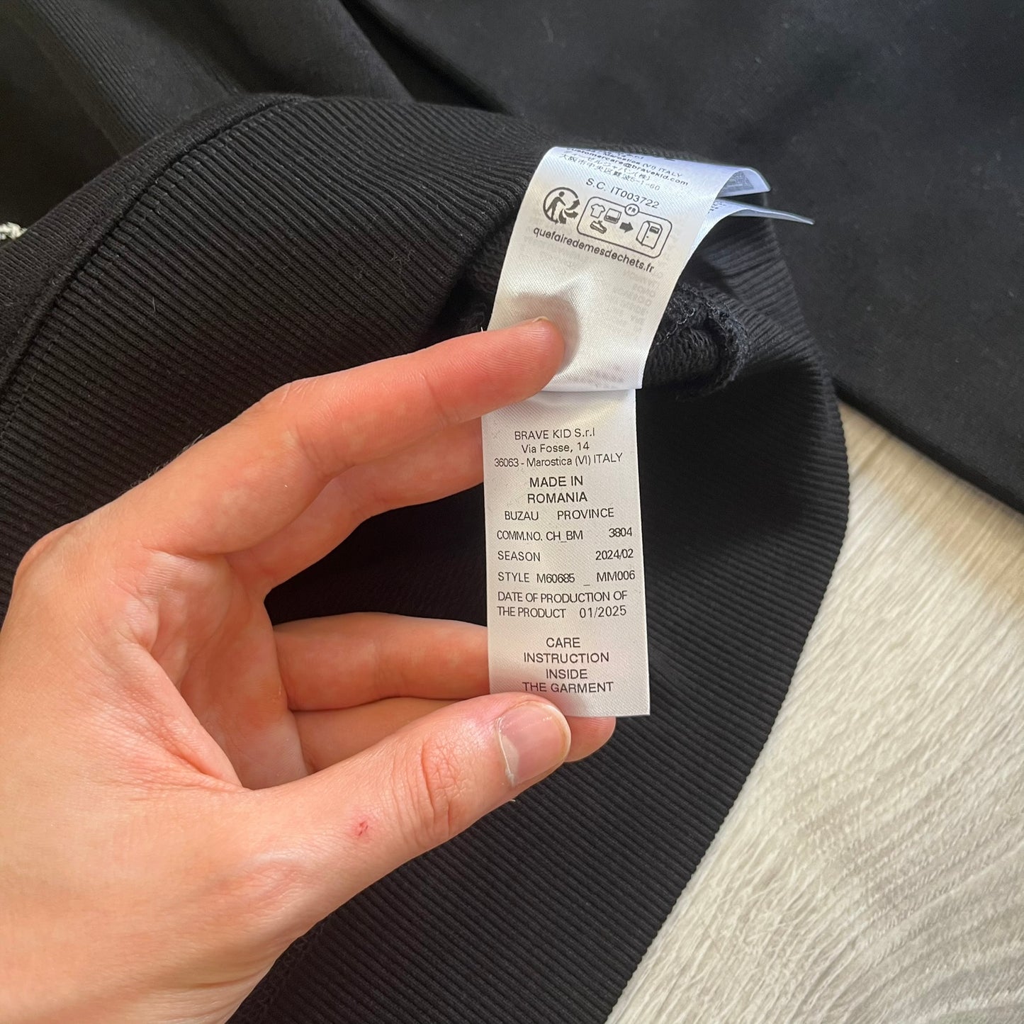 mm6 maison margiela cat sweatshirt