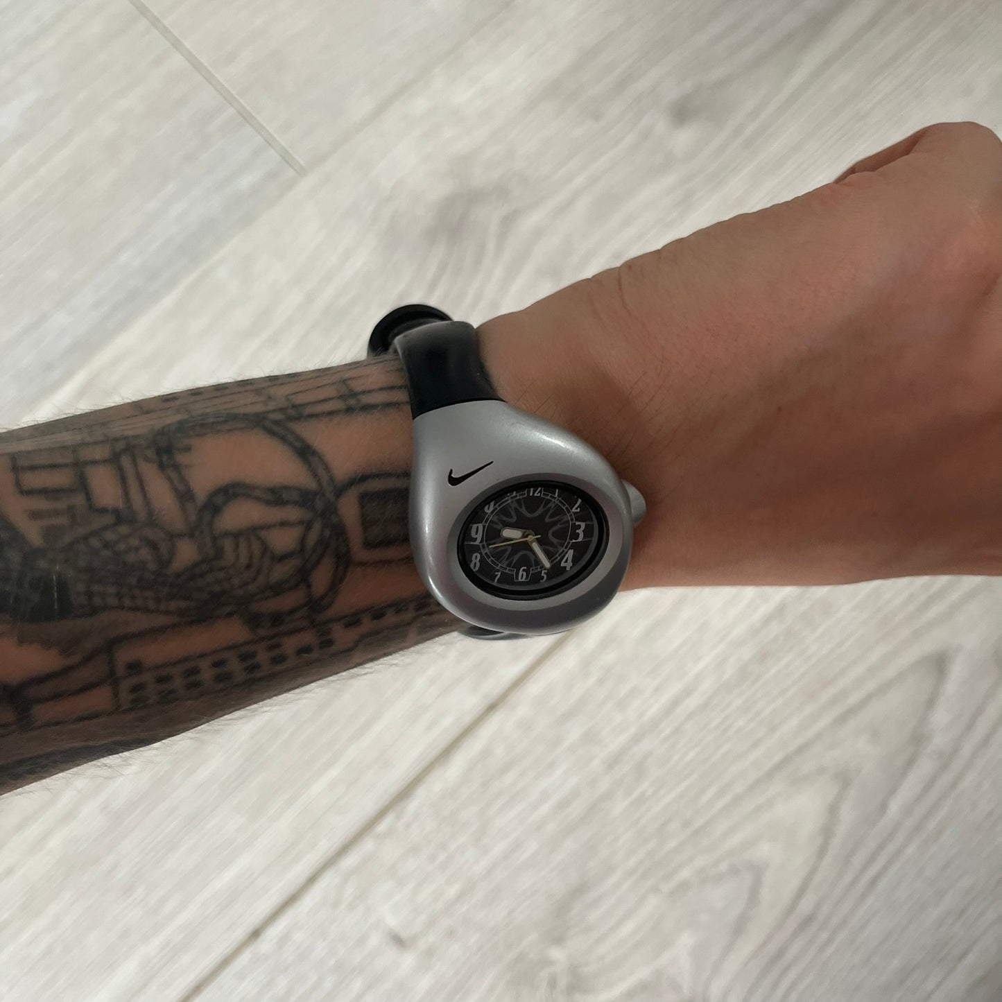 nike triax wr0033-005 analog watch