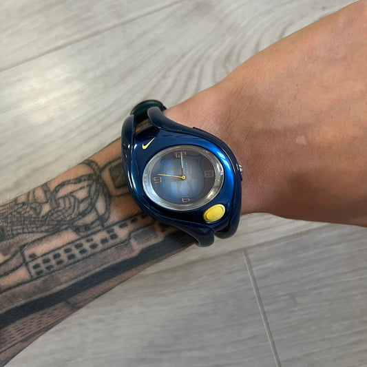 nike triax swift fc barcelona wd0085 analog watch