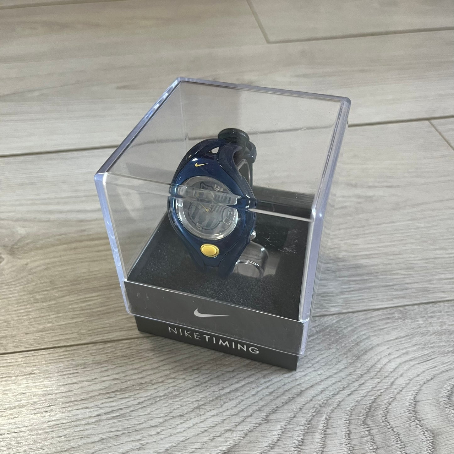 nike triax swift fc barcelona wd0085 analog watch